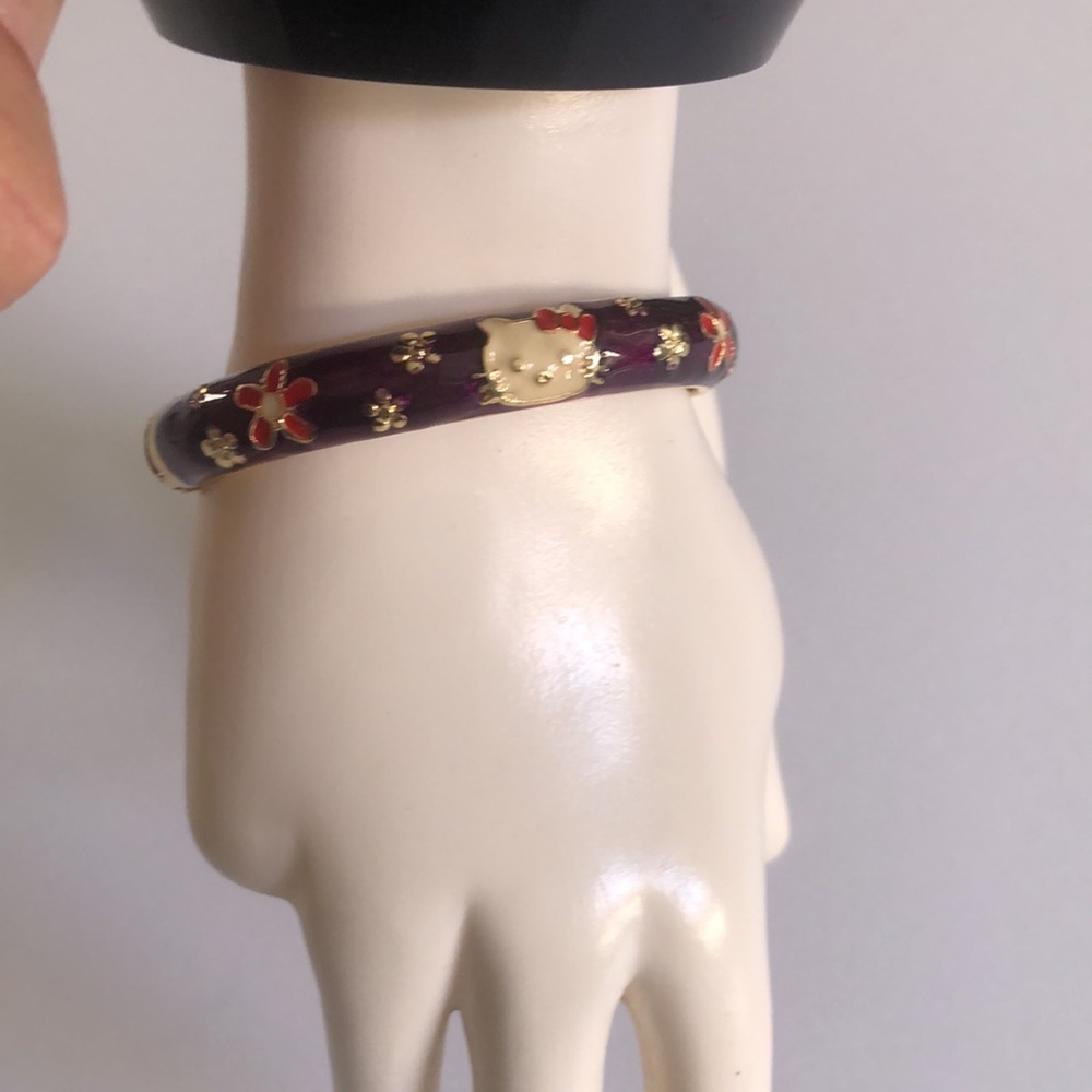 Hello kitty jiu long zing purple enamel clap bracelet - Picture 2 of 7